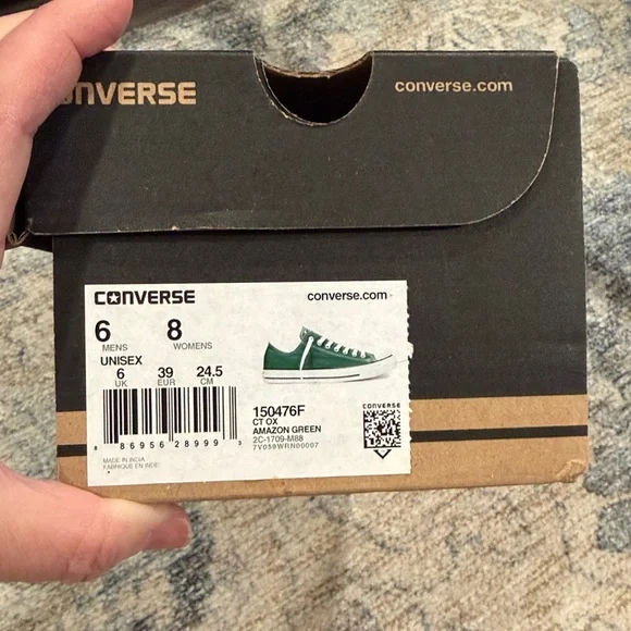 Brand new green converse - Picture 5 of 5